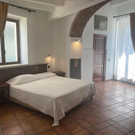 Hotel Capomulini 3 Stelle Acireale Exterior photo