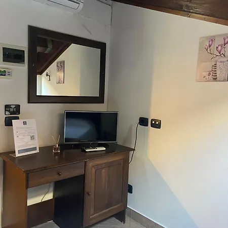 Hotel Capomulini 3 Stelle Acireale Exterior photo
