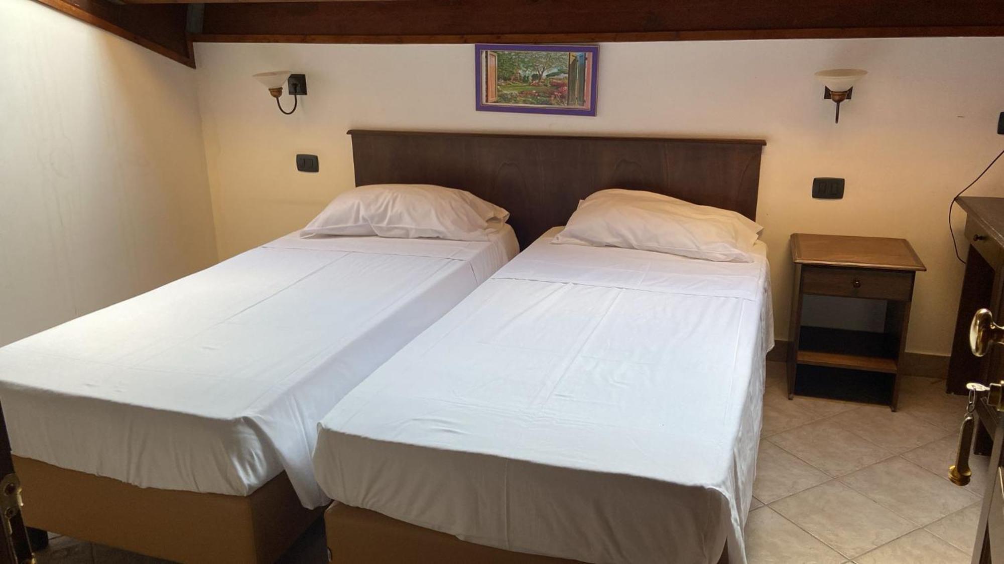 Hotel Capomulini 3 Stelle 3*