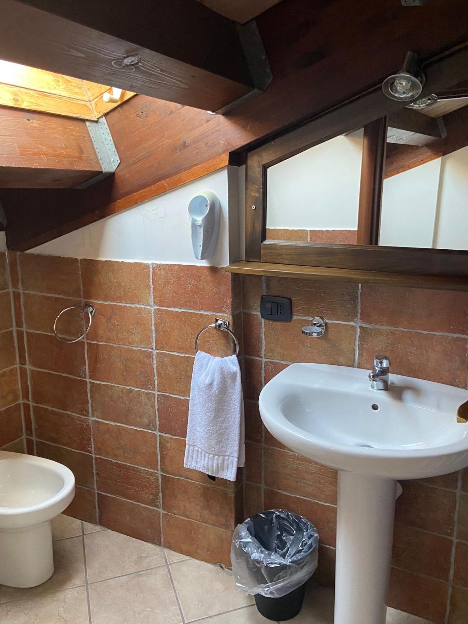 Hotel Capomulini 3 Stelle 3*